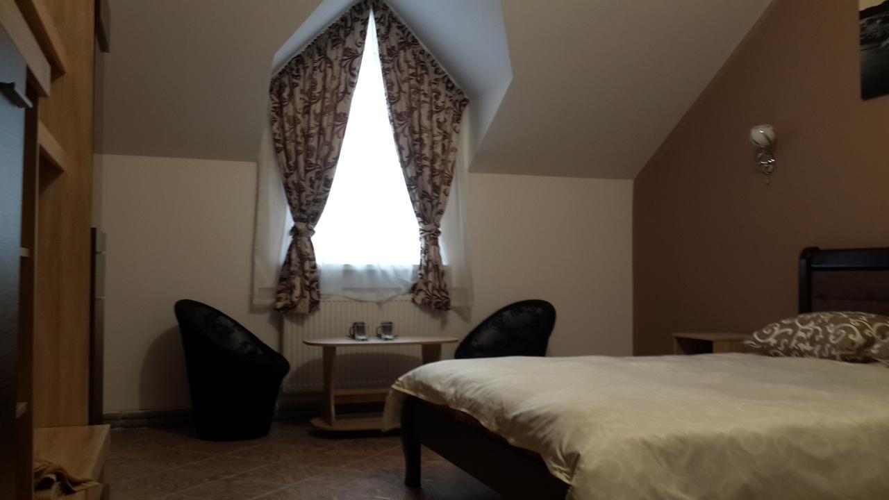 Hotel Днепър Екстериор снимка